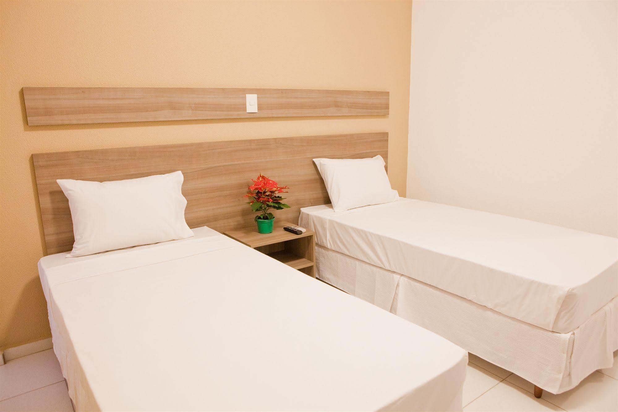 Getullio Hotel Cuiabá Eksteriør bilde