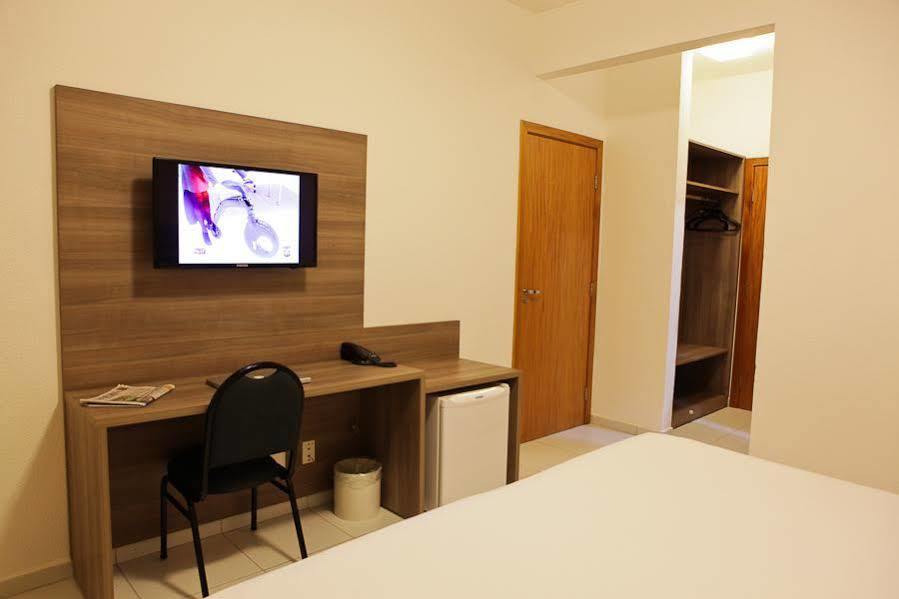 Getullio Hotel Cuiabá Eksteriør bilde